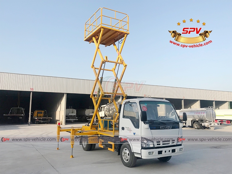 Lift Platform Truck ISUZU - L1